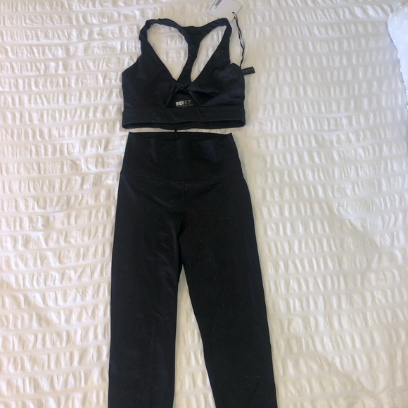 Beach Riot Set - Picture 3 of 7